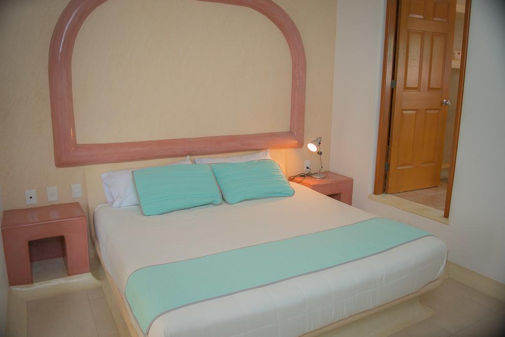 Bungalows Arena Dorada (Adults Only) Сиуатанехо Экстерьер фото