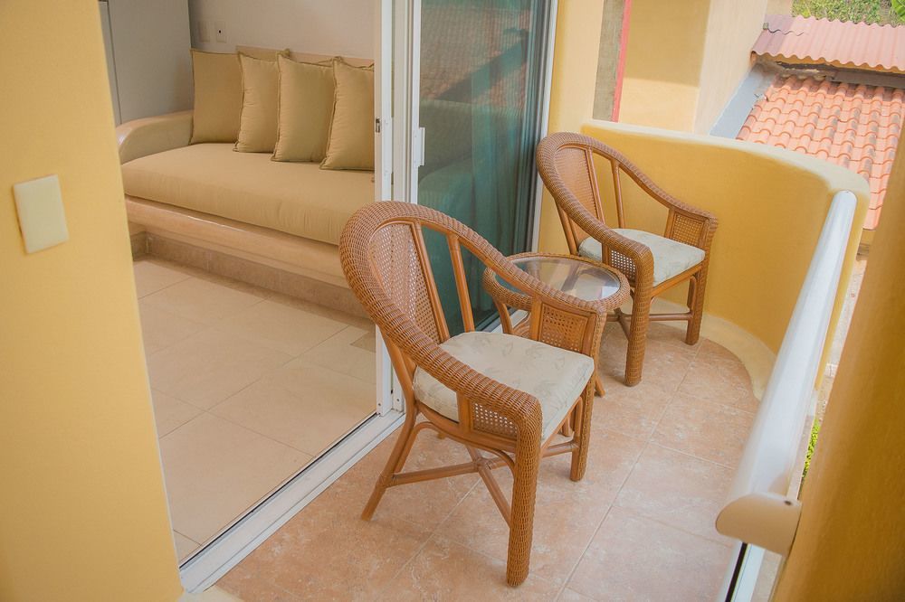 Bungalows Arena Dorada (Adults Only) Сиуатанехо Экстерьер фото